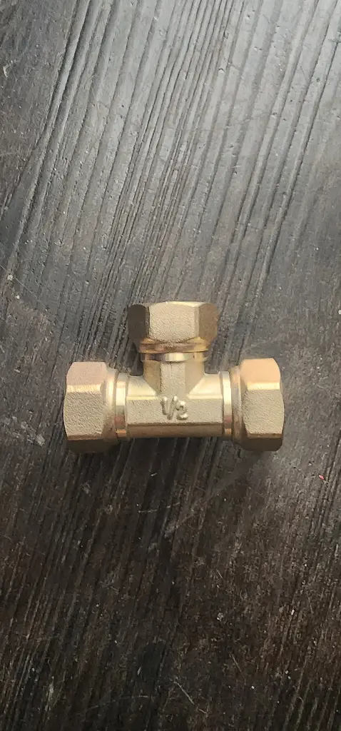 黃銅等徑T型接頭	1/2"