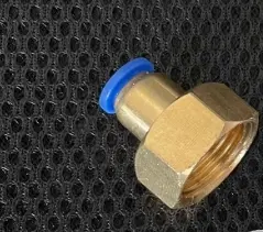 [EK020] 包膠軟膠喉連銅嘴 20mm